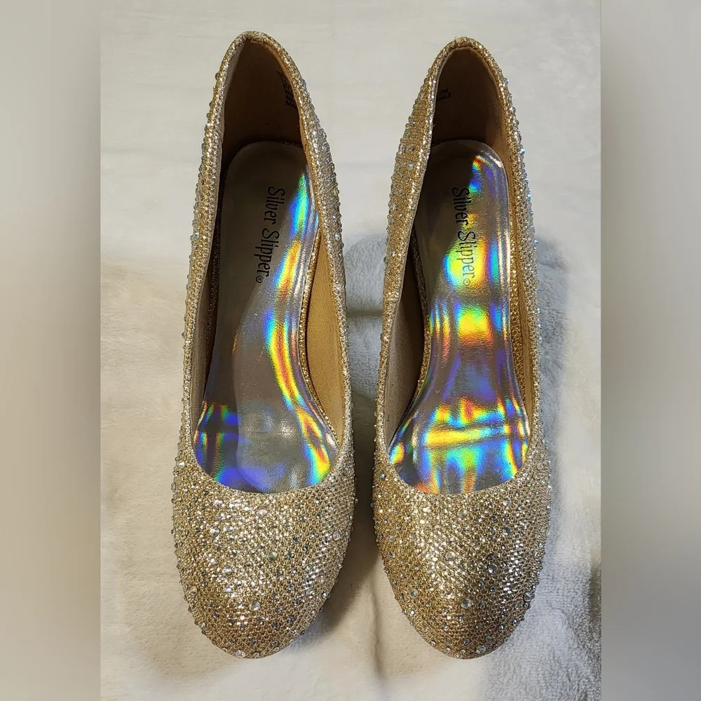 Silver Slipper Mirage Gold Rhinestone Beaded Pumps, 3 Inch‎ Heel, EUC, Size 6.5